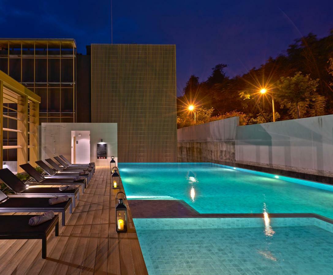 Has Pattaya Hotel Exterior foto