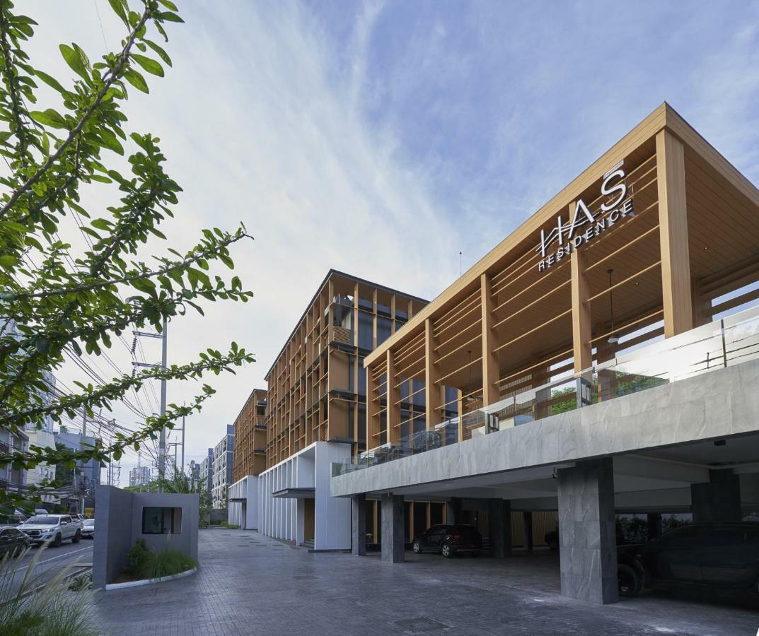 Has Pattaya Hotel Exterior foto