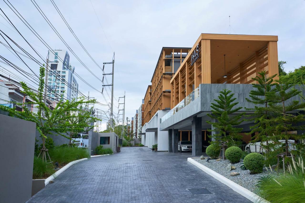 Has Pattaya Hotel Exterior foto