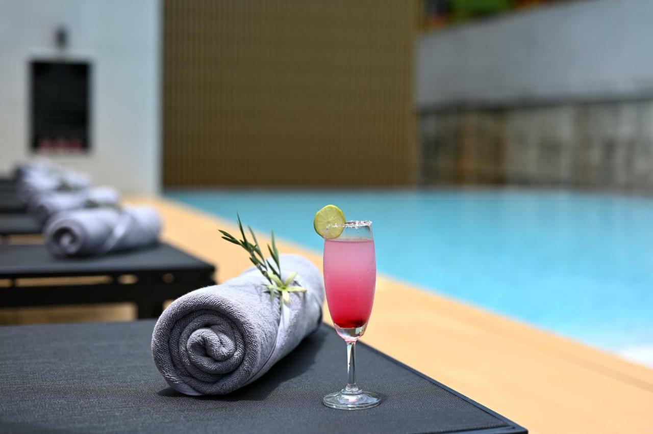 Has Pattaya Hotel Exterior foto